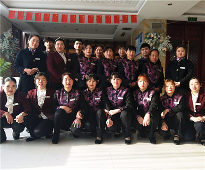 現(xian)代(dai)職業(ye)酒店(diàn)人(ren)